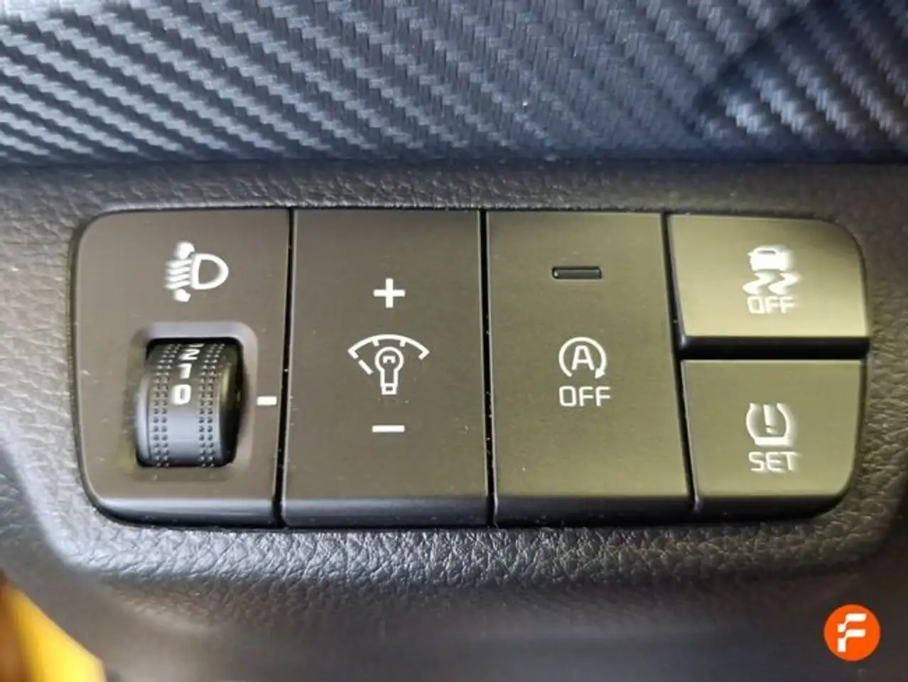 Kia Stonic 1.0 T-GDi 74kW (100CV) MHEV MT Concept — Vehicle gallery 31