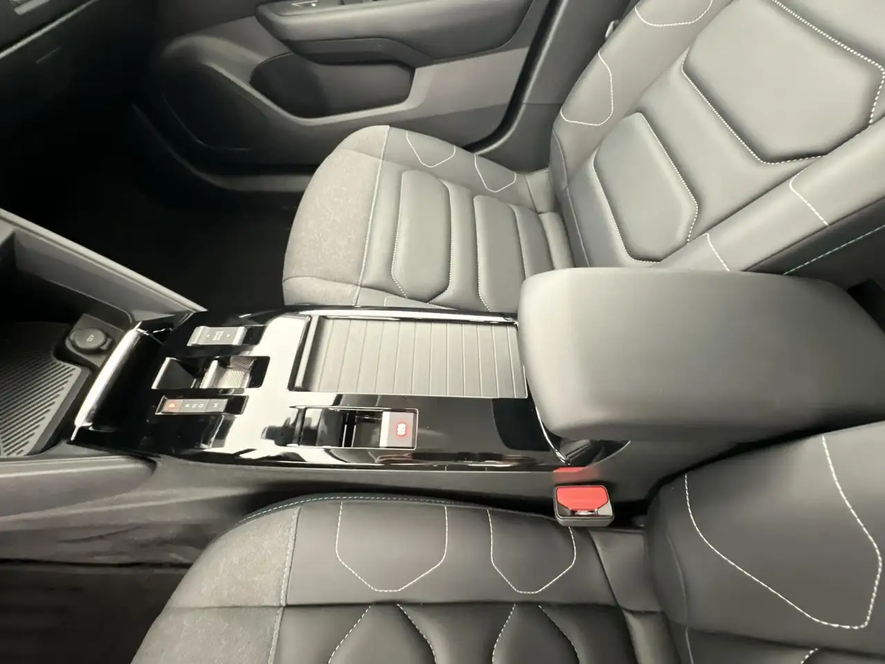 Citroen C4 Max 1.2 *NAVI*RFK*KLIMA*uvm — Vehicle gallery 14