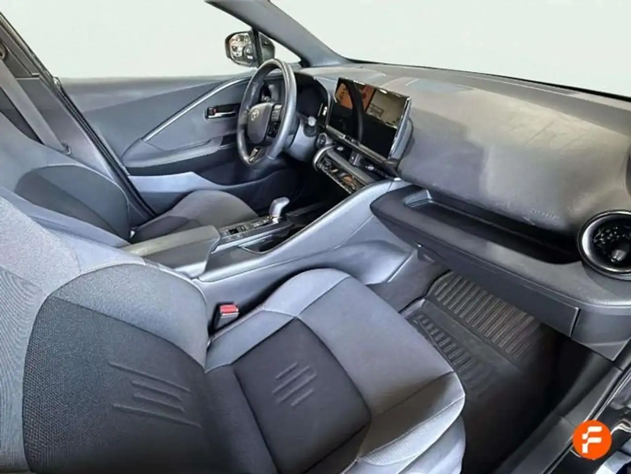 Toyota C-HR 140H Advance — Galerie du véhicule 12