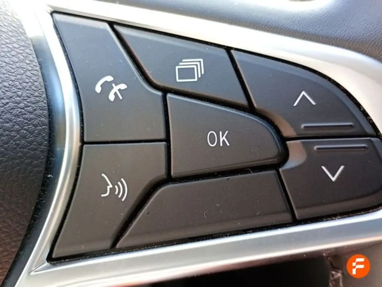 Renault Arkana Techno TCe 103kW(140CV) EDC mild hybrid — معرض صور السيارة 16