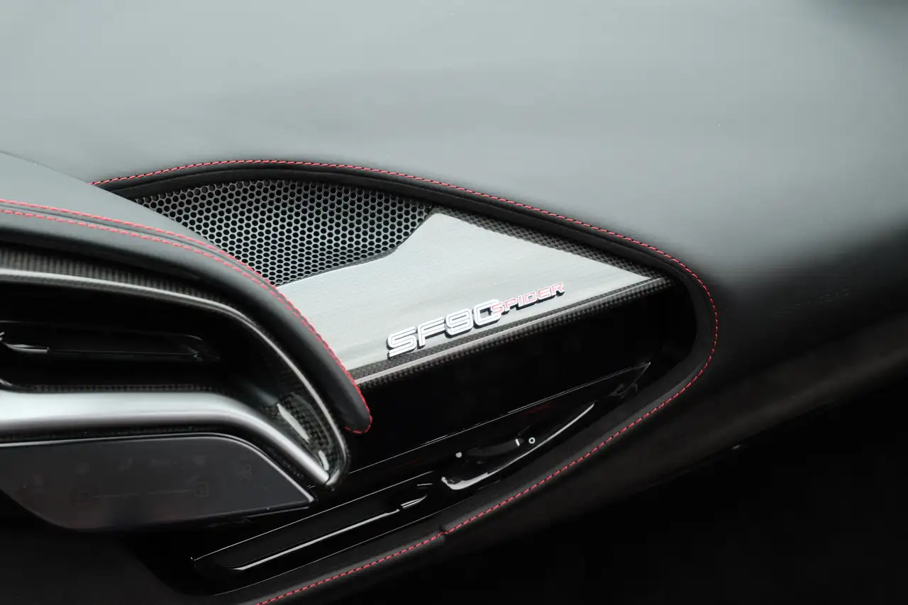 Ferrari SF90 Spider Matt*ADAS*Carbon*360°*Lift*JBL*AFS* — Vehicle gallery 17