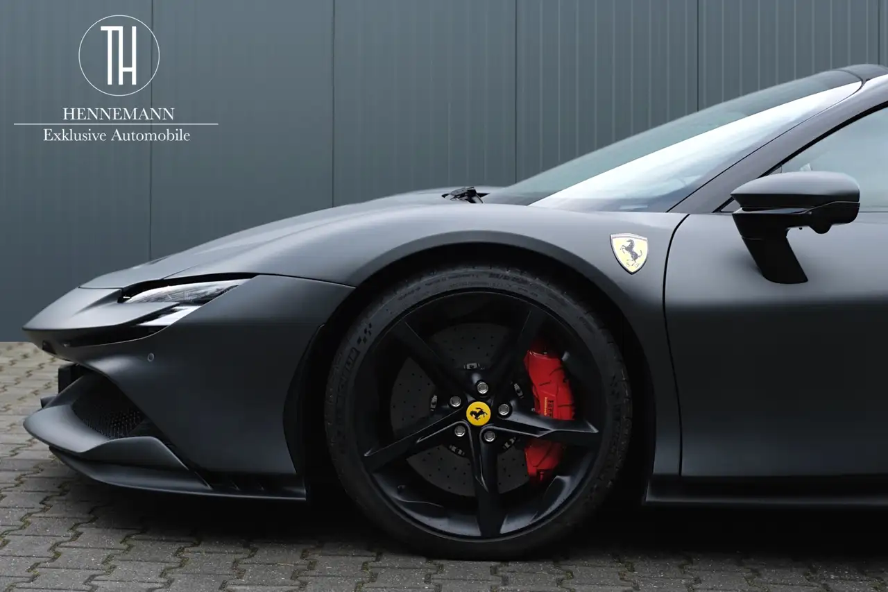 Ferrari SF90 Spider Matt*ADAS*Carbon*360°*Lift*JBL*AFS* — Vehicle gallery 10