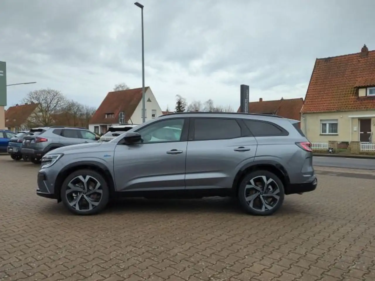 Renault Espace Esprit Alpine E-Tech Full Hybrid 200 *TZ* — Galerie du véhicule 5