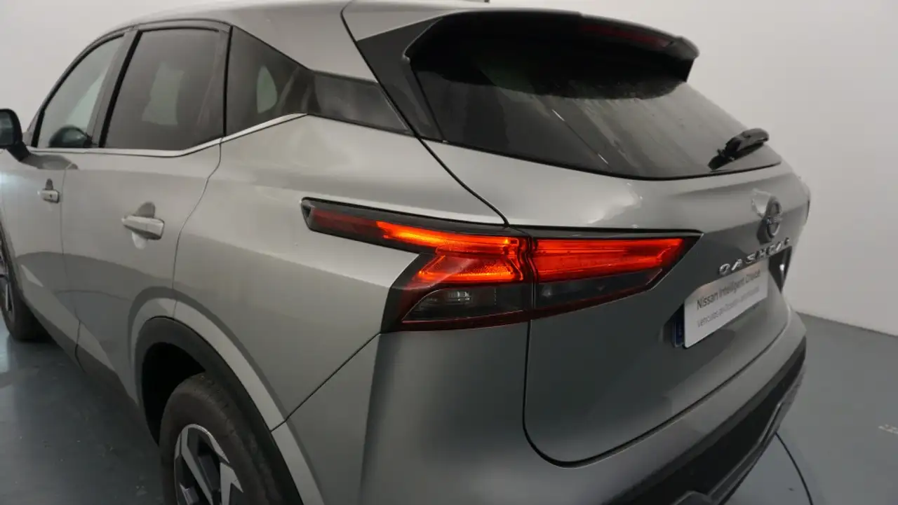 Nissan Qashqai 1.3 DIG-T MHEV 103KW N-CONNECTA 140 5P — معرض صور السيارة 27
