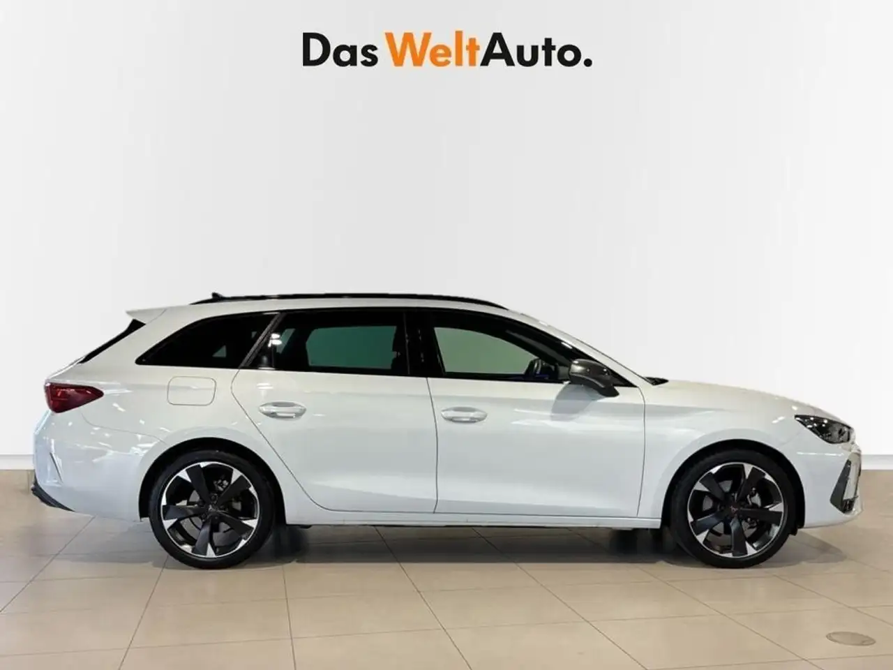 CUPRA Leon Sportstourer 1.5 TSI 110 — معرض صور السيارة 3