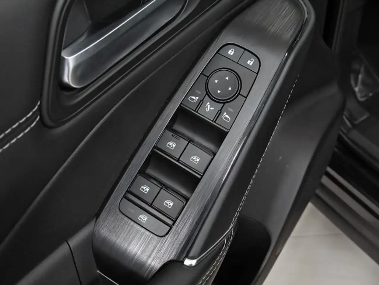 Nissan Qashqai DIG-T 116kW Xtronic N-Connecta — معرض صور السيارة 12
