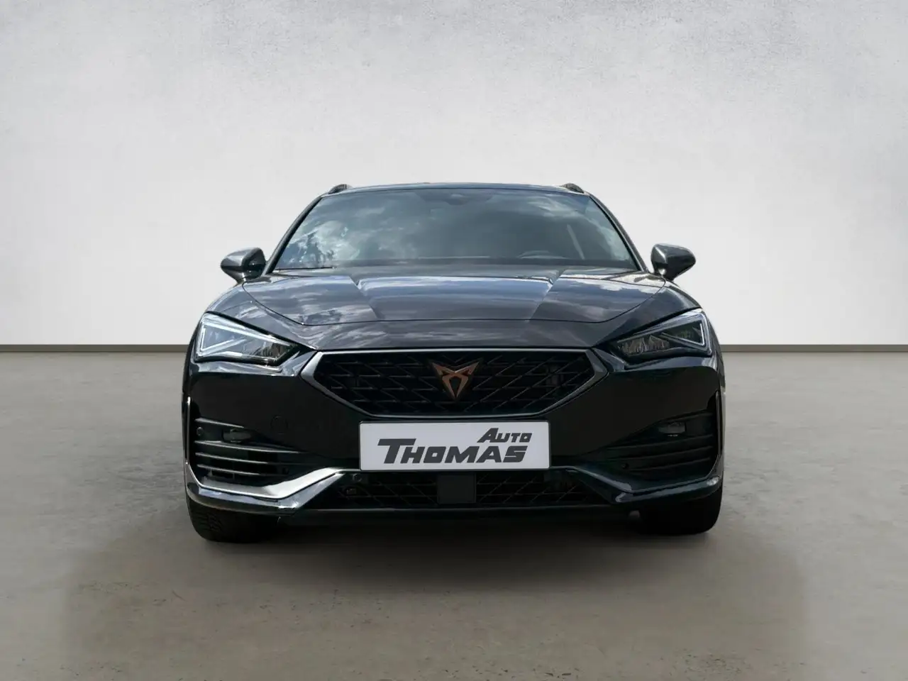 CUPRA Leon Sportstourer VZ 4Drive 2.0TSI DSG 310PS AHK — Galería del vehículo 5