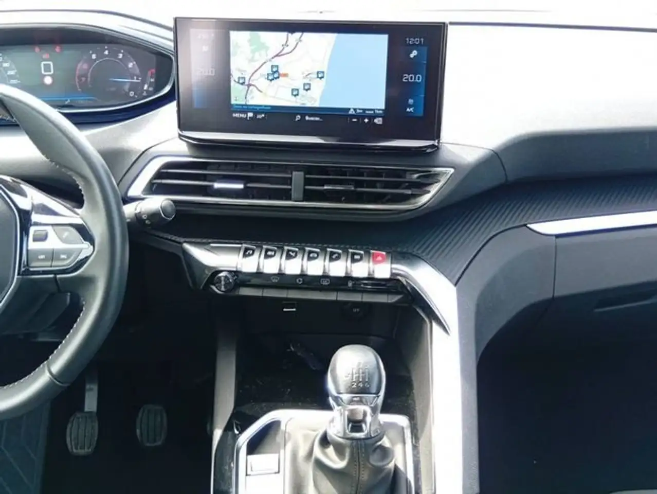 Peugeot 3008 1.2 PureTech S&S Allure 130 — Vehicle gallery 14