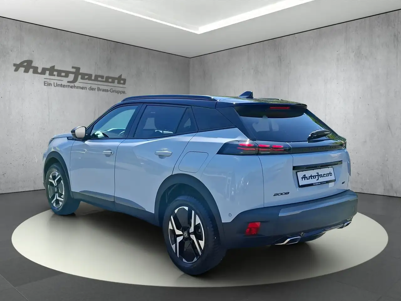 Peugeot 2008 130 GT — Galerie du véhicule 3