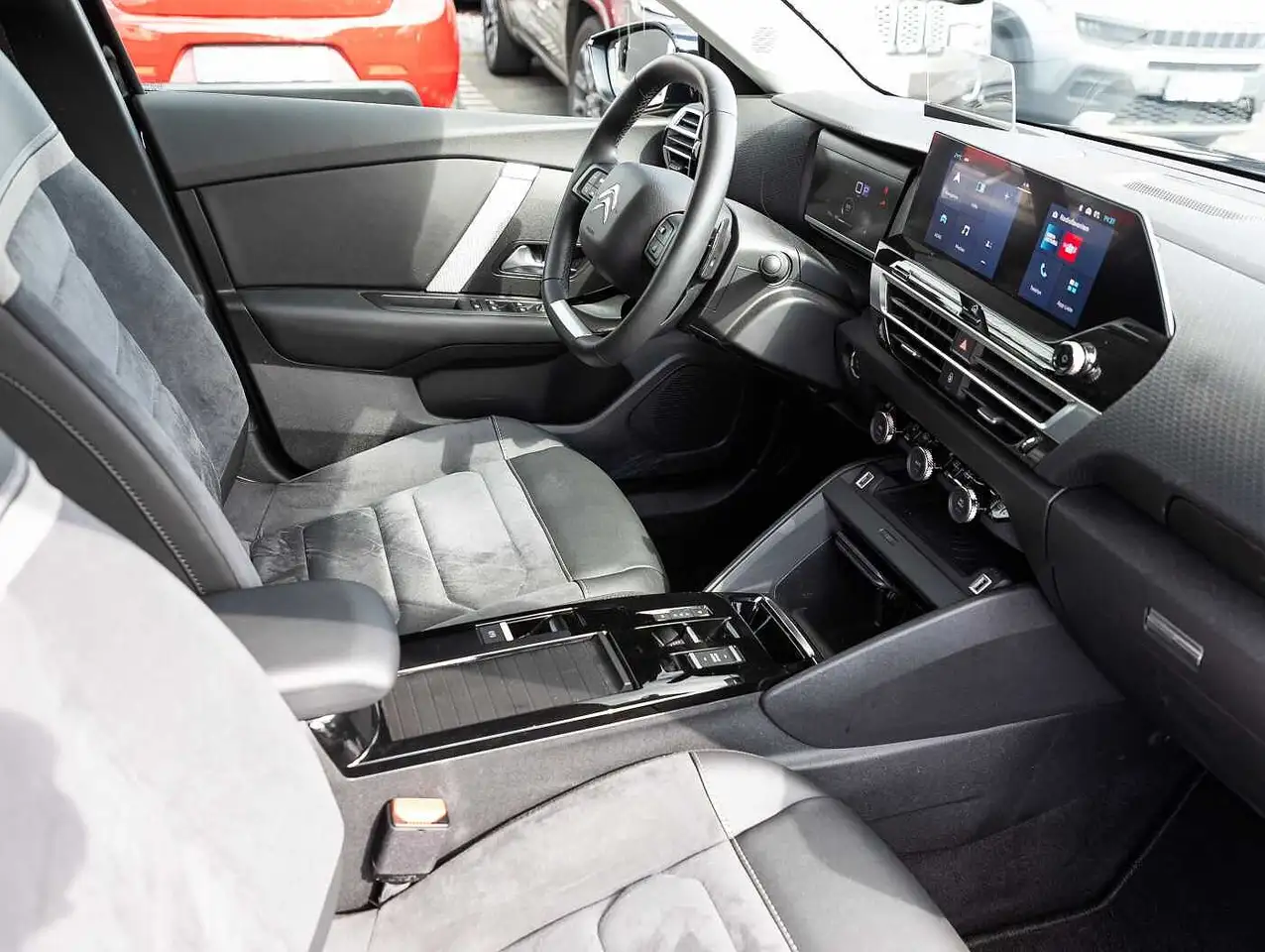 Citroen C4 PureTech 130 EAT8 MAX Techno-Paket — معرض صور السيارة 19