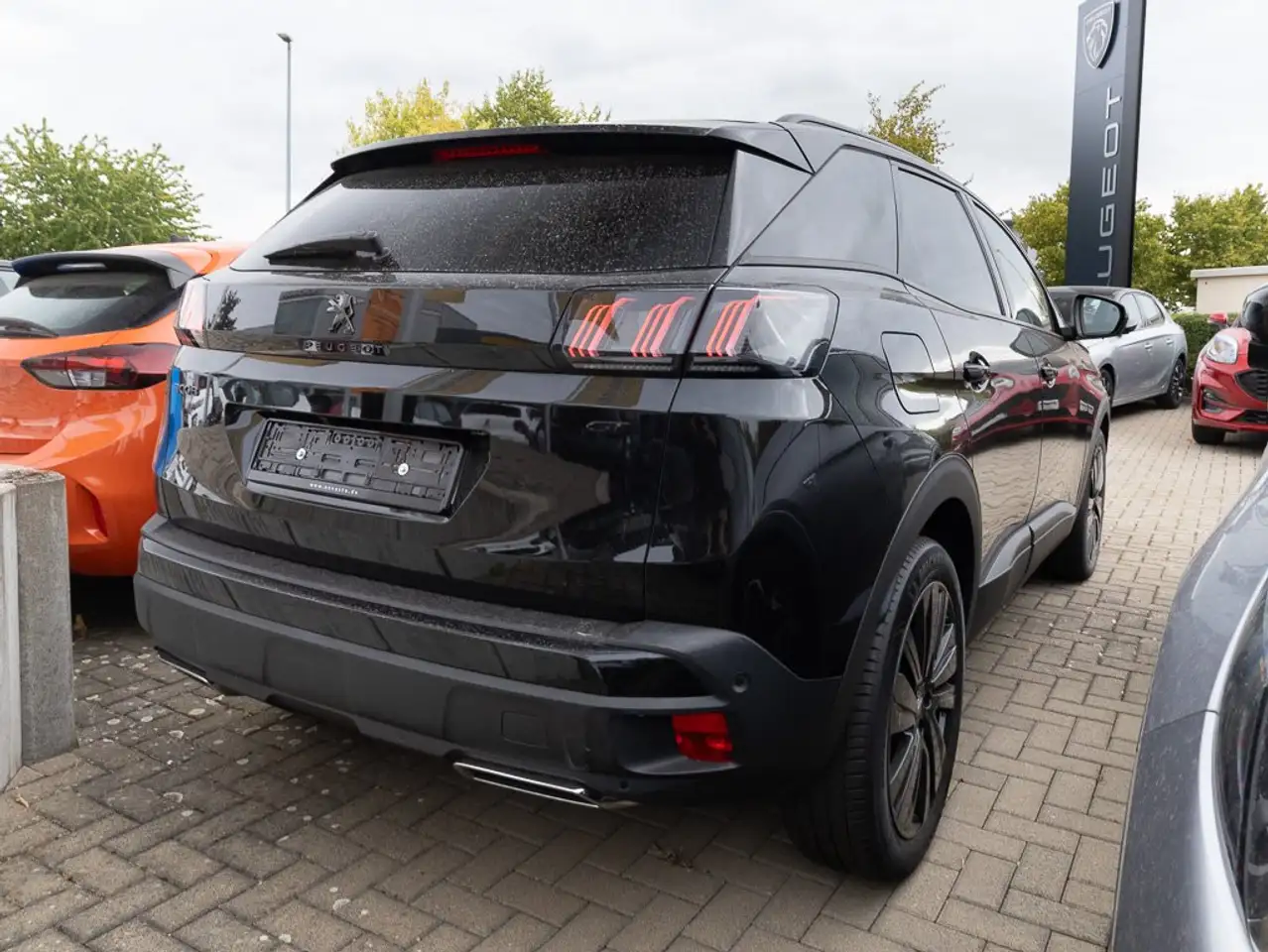 Peugeot 3008 PureTech 130 GT +RFK360+SHZ+PANO+elHKKL+ — Galería del vehículo 2