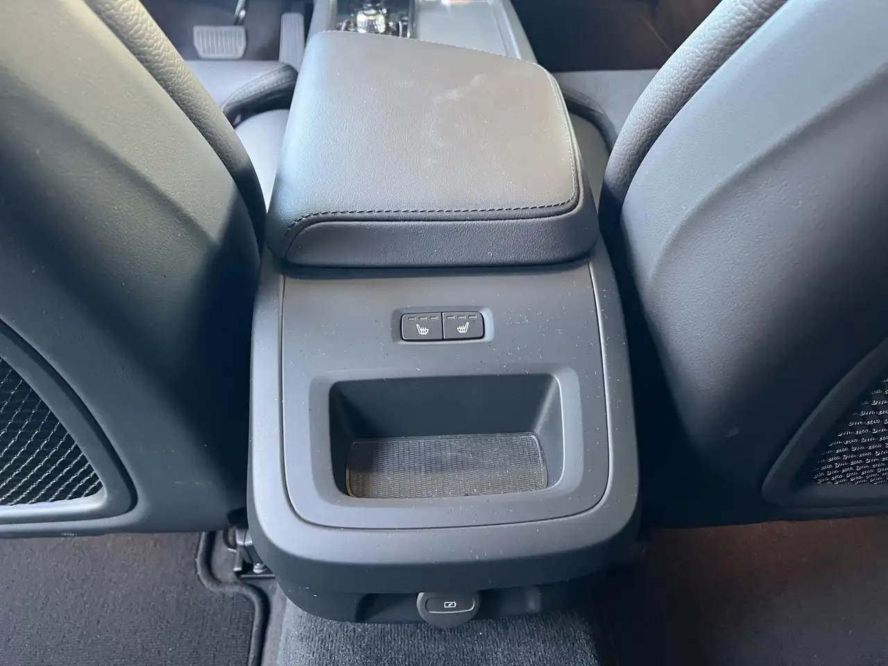 Volvo V60 Plus Dark **Businesspaket****AHK** — Vehicle gallery 20