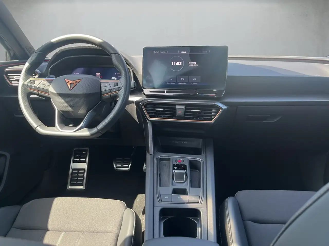 CUPRA Leon Sportstourer 2.0 TSI DSG VZ *Kamera*AHK* — Galerie du véhicule 8