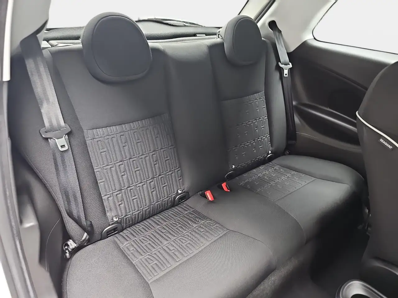 Fiat 500 500 ELEKTRO 42 KWH 3+1 APPLE CARPLAY/ANDROID AUTO, — Galerie du véhicule 19