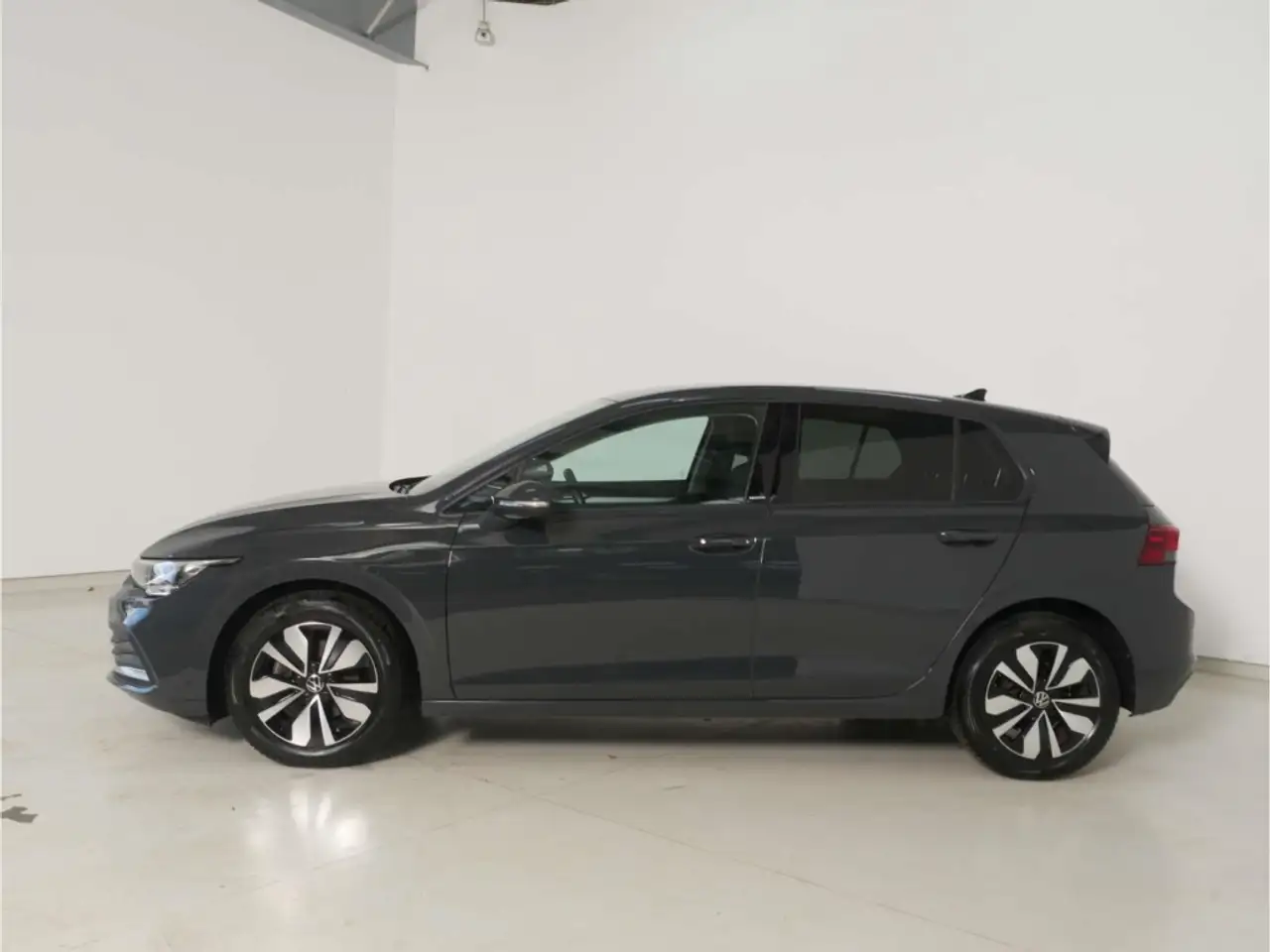 Volkswagen Golf 1.0 TSI Move 6-Gg. App-Connect/LED/Climatr. — معرض صور السيارة 6
