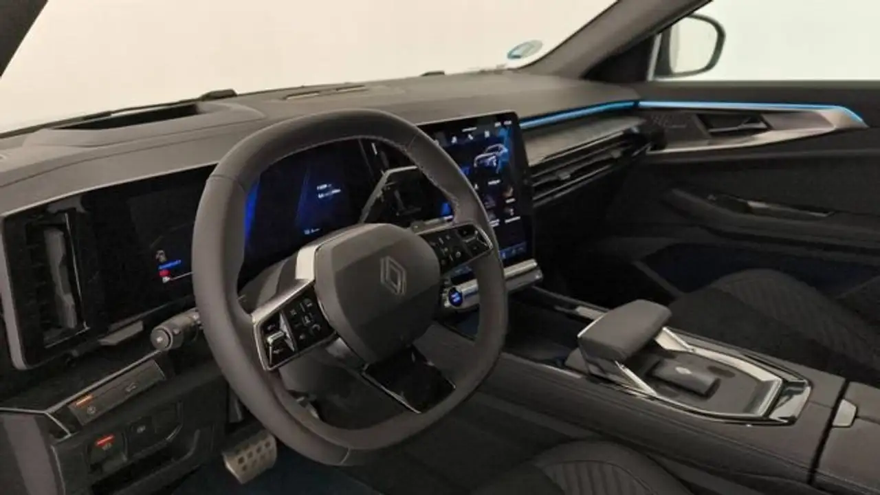 Renault Rafale 1.2 E-Tech Híbrido Esprit Alpine 147kW — معرض صور السيارة 6