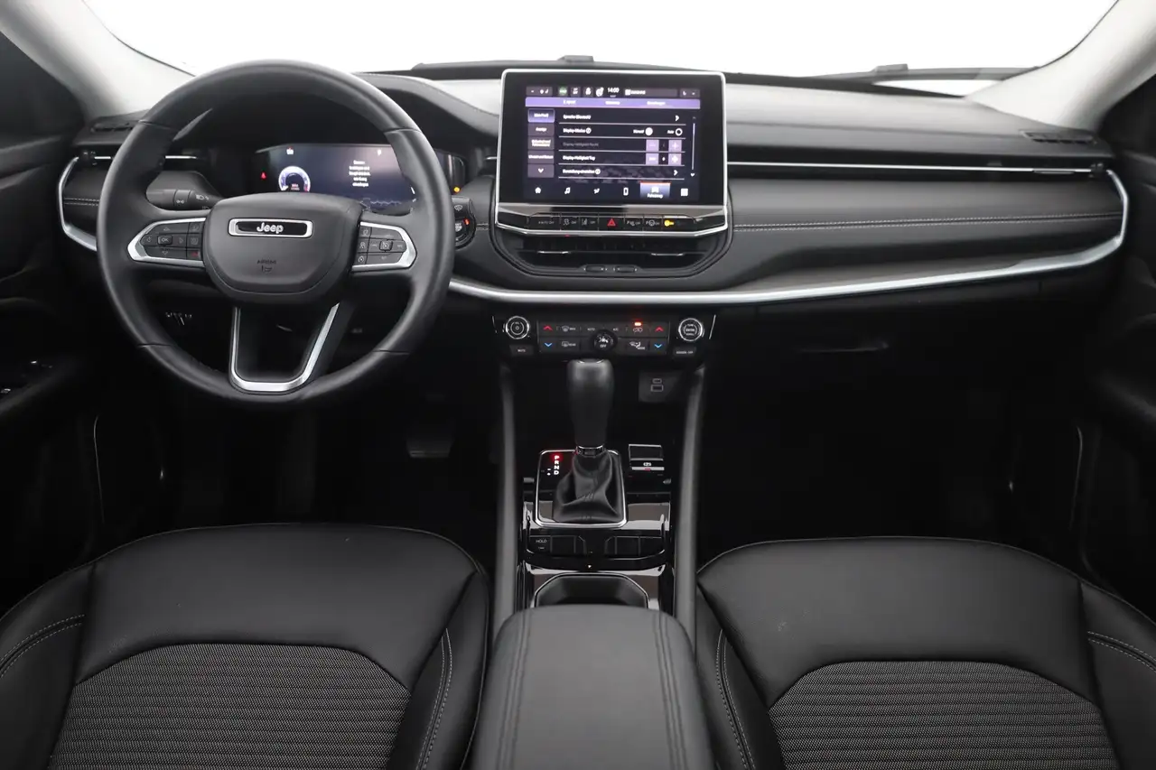 Jeep Compass 1.5 M-Hybrid Altitude LED Teilleder DAB — Vehicle gallery 9