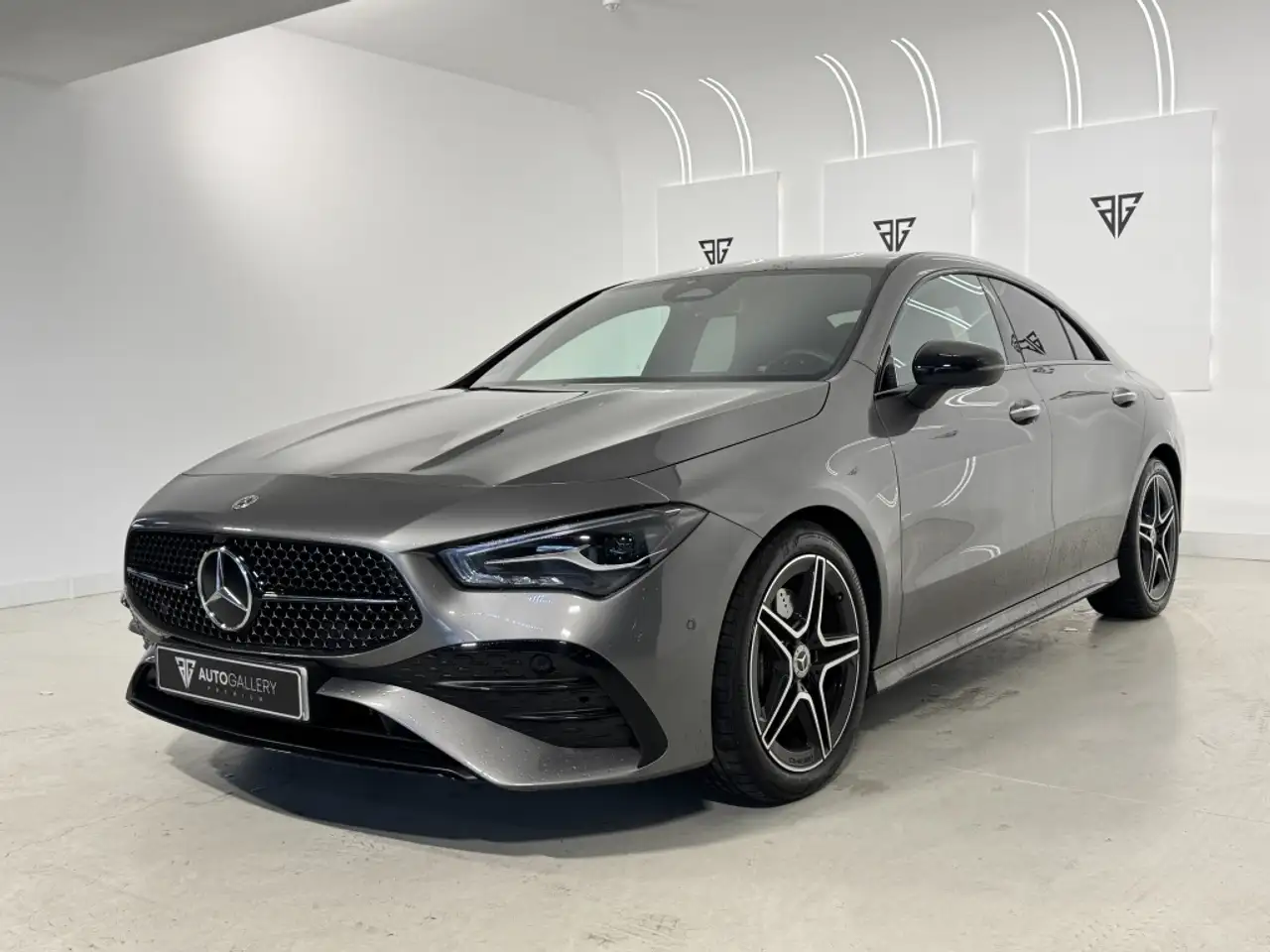 Mercedes-Benz CLA 200 7G-DCT — Vehicle gallery 10