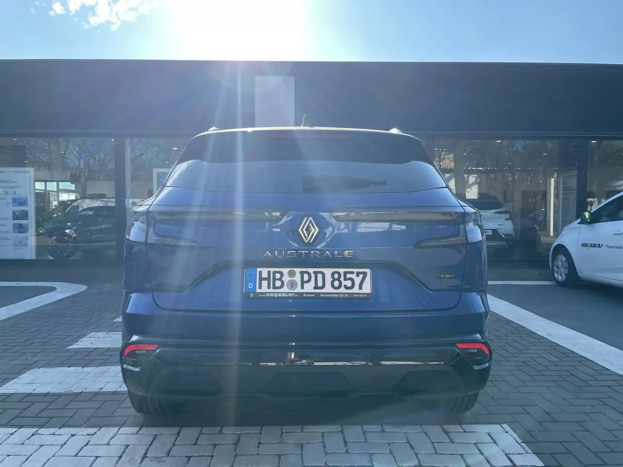 Renault Austral E-Tech Full Hybrid 200 Iconic — Galerie du véhicule 3