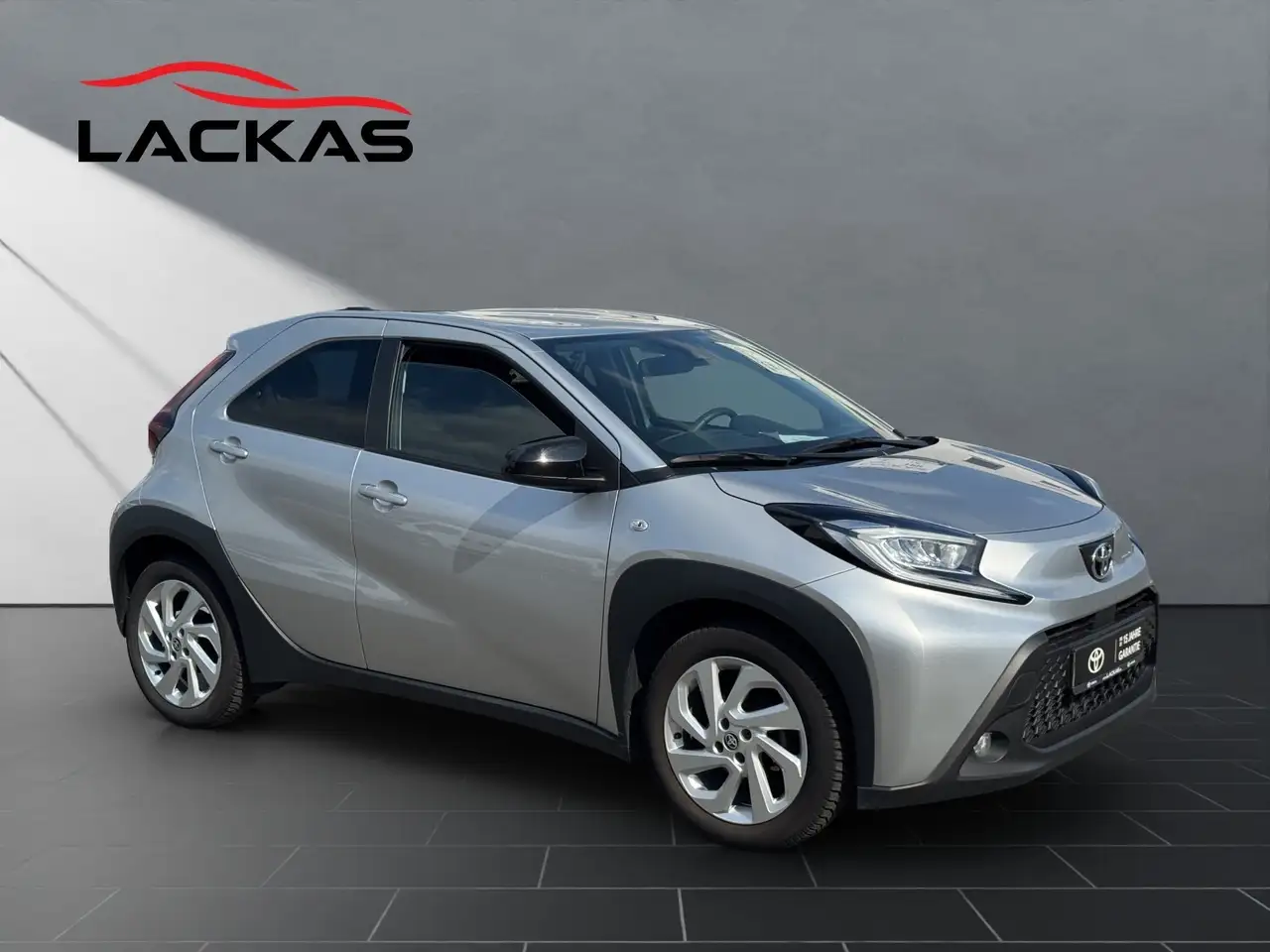 Toyota Aygo X KAMERA+ACC+SITZHEIZUNG+KLIMAAUTOMATIK — Galería del vehículo 7