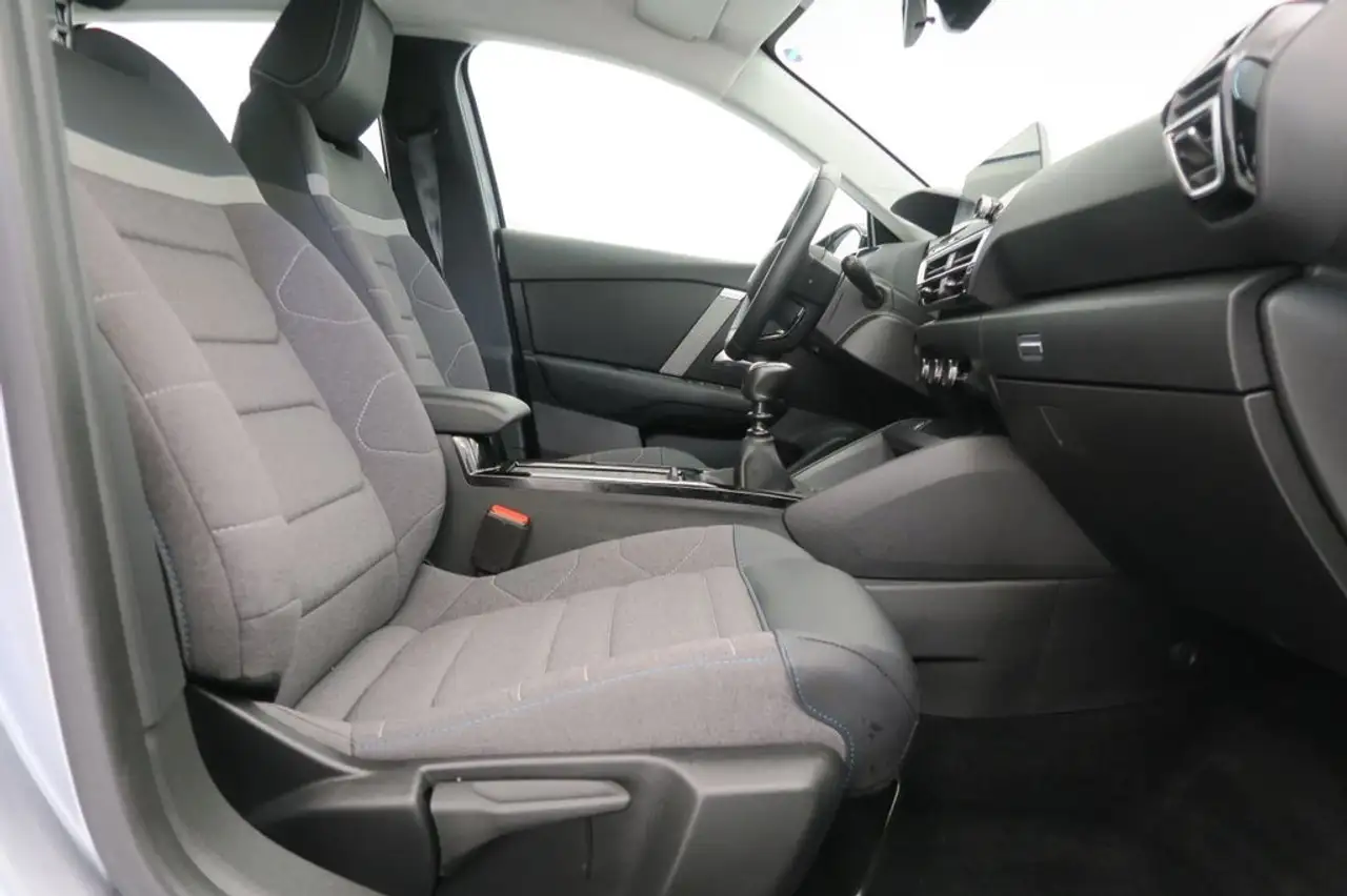 Citroen C4 1.2 PureTech Plus S&S 130 — Vehicle gallery 23