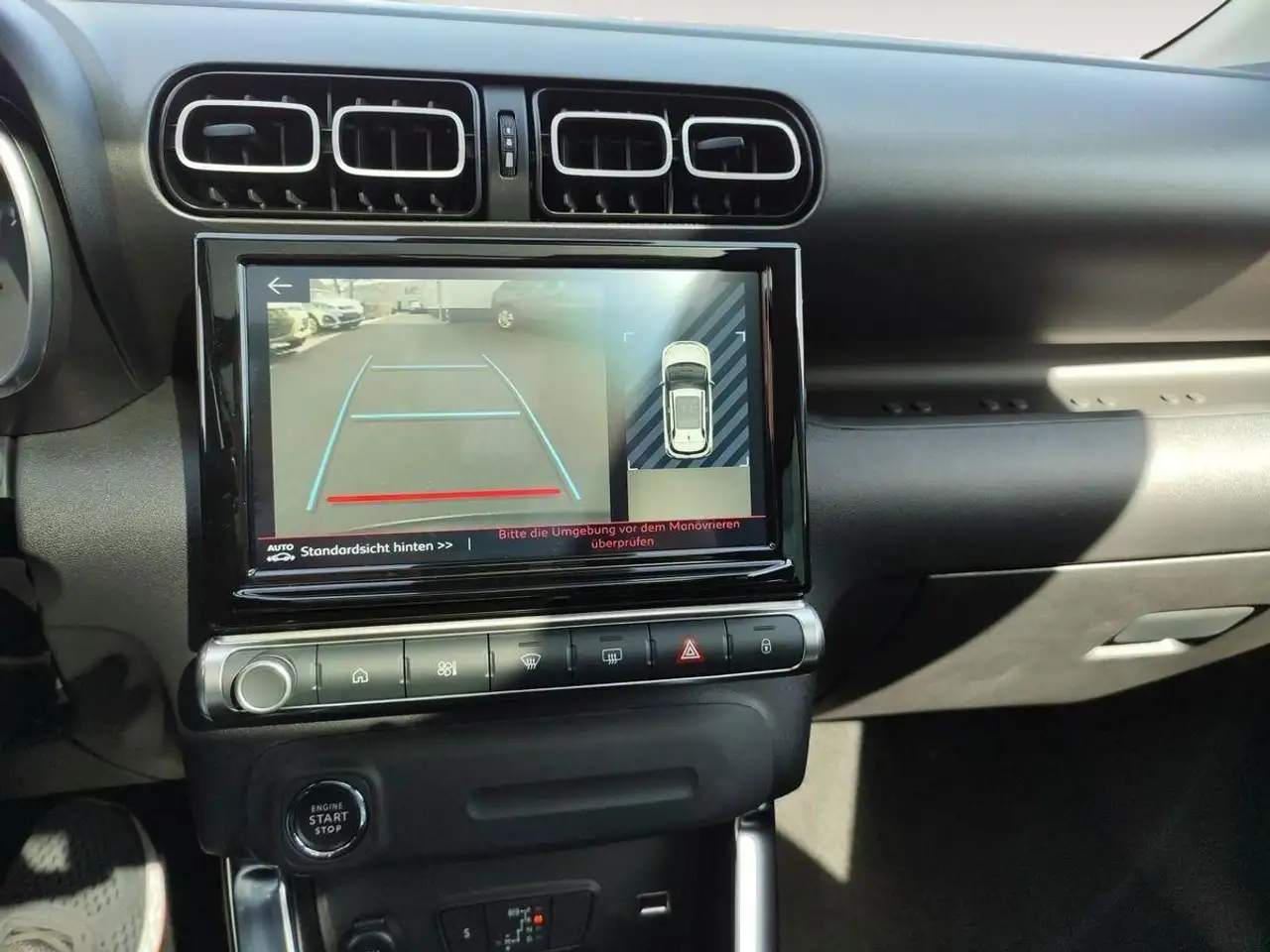 Citroen C3 Aircross Shine Pack 1.2 e-THP AT/Allw/DAB/Shz/180°Kamera/Kl — Galería del vehículo 11