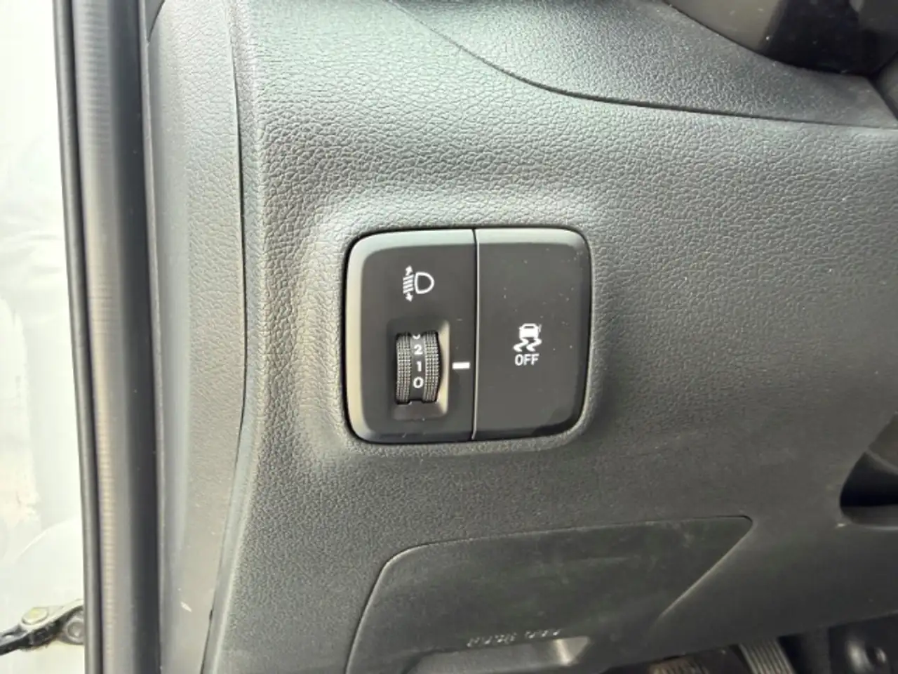 Hyundai i10 Trend *Lenkradheizung *Sitzheizung *Apple Car Play — Galería del vehículo 23