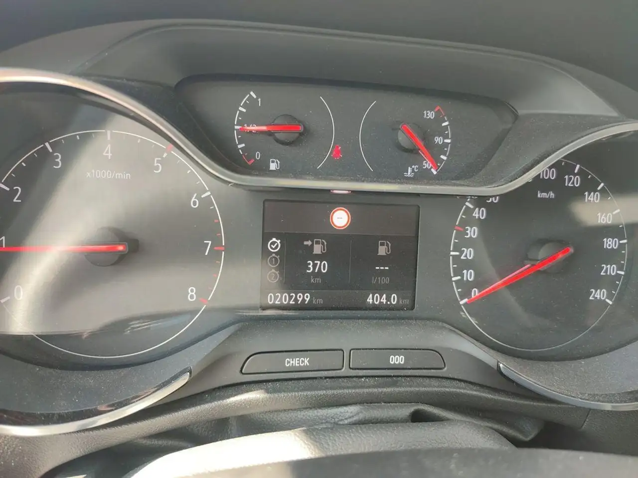 Opel Crossland AT SHZG*NAVI*LKHZG*FSHZG*KAMERA — معرض صور السيارة 8