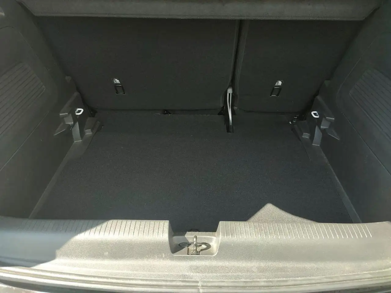Opel Crossland AT SHZG*NAVI*LKHZG*FSHZG*KAMERA — معرض صور السيارة 19