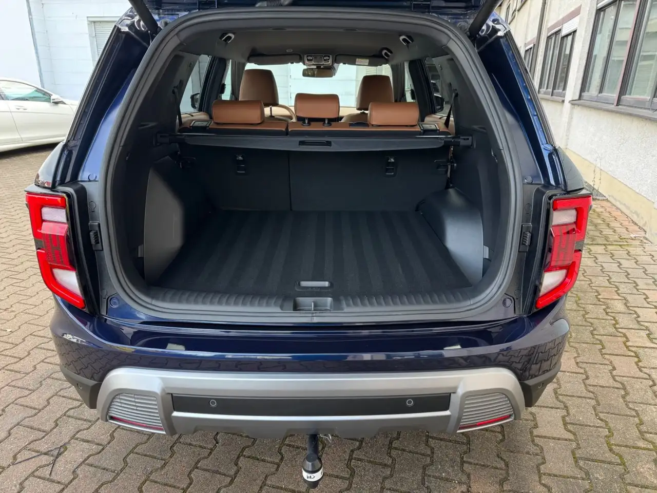 SsangYong Torres 1.5 T-GDI Forest Edition AT LED NAVI AHK — Galería del vehículo 25