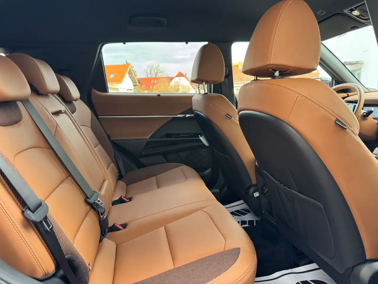 SsangYong Torres 1.5 T-GDI Forest Edition AT LED NAVI AHK — Galería del vehículo 24
