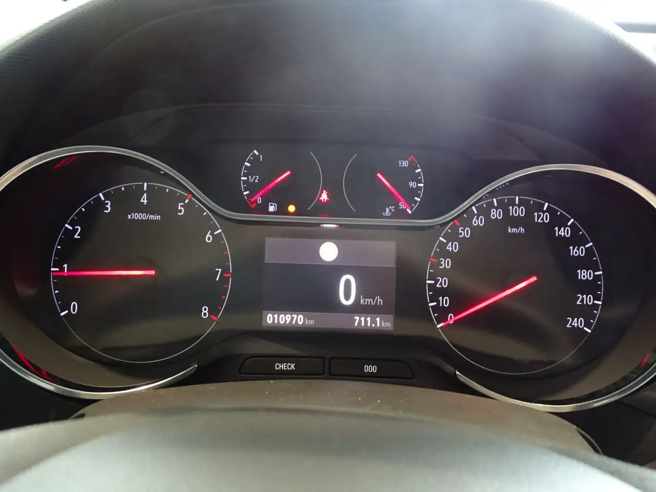 Opel Crossland 1,2 Turbo ELEGANCE LED+Navi+SHZ+Kam. — Galería del vehículo 20