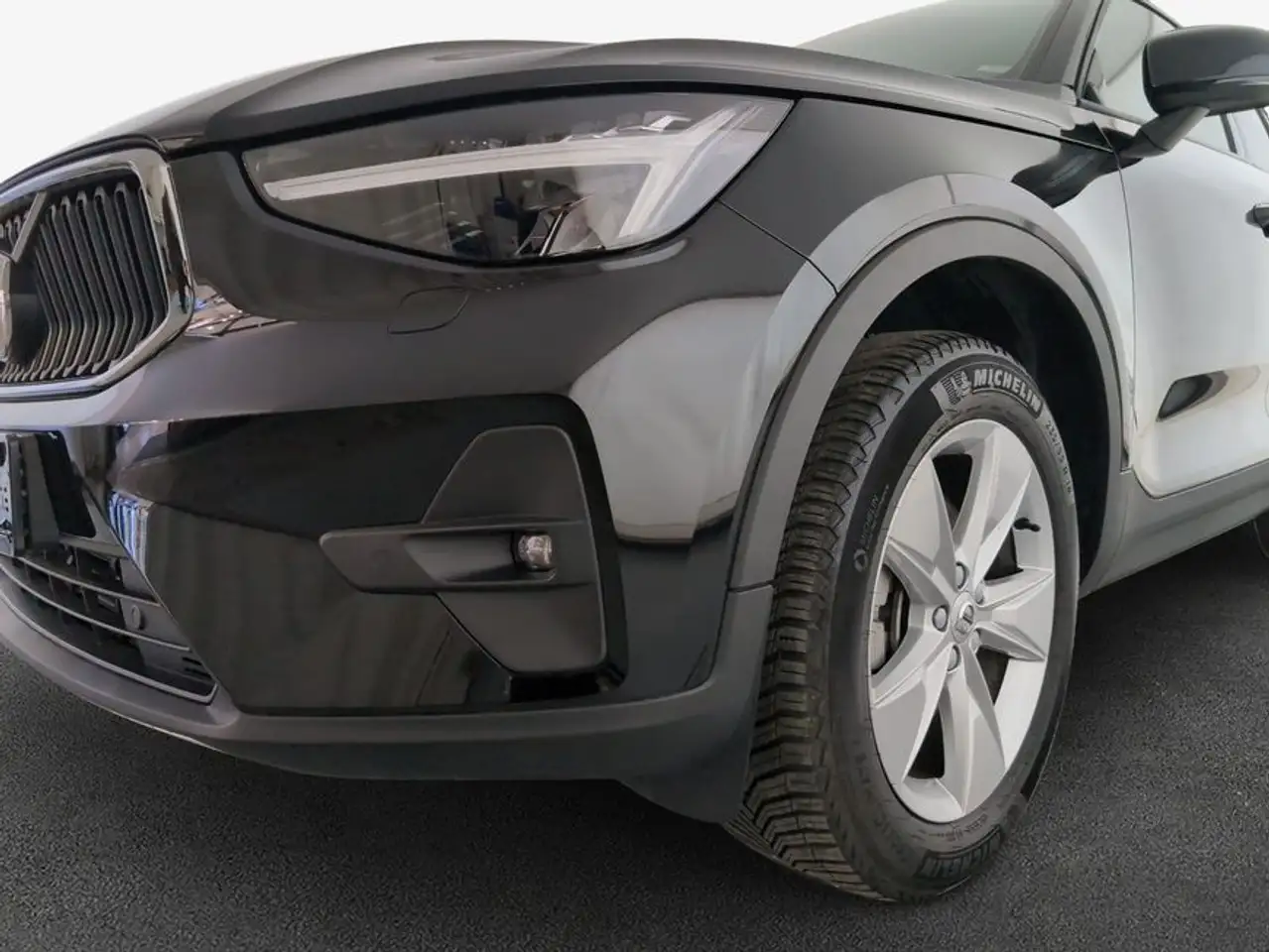 Volvo XC40 XC40 B3 2WD Core +ANHÄNGERKUPPLUNG+LED+SHZ+PDC — Vehicle gallery 6