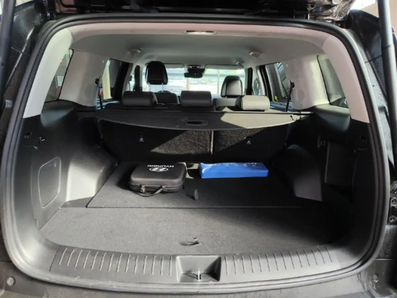 Hyundai SANTA FE PHEV 5-Sitzer (MY25) 1.6 T-GDI (253 PS) 6-AT 4WD S — معرض صور السيارة 6