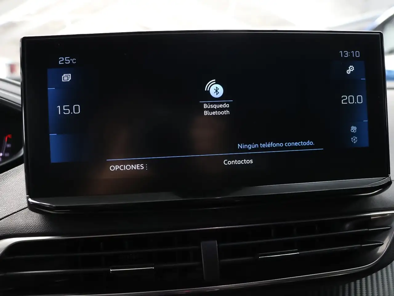 Peugeot 3008 1.2 S&S PureTech Allure Pack 130 — Galerie du véhicule 16