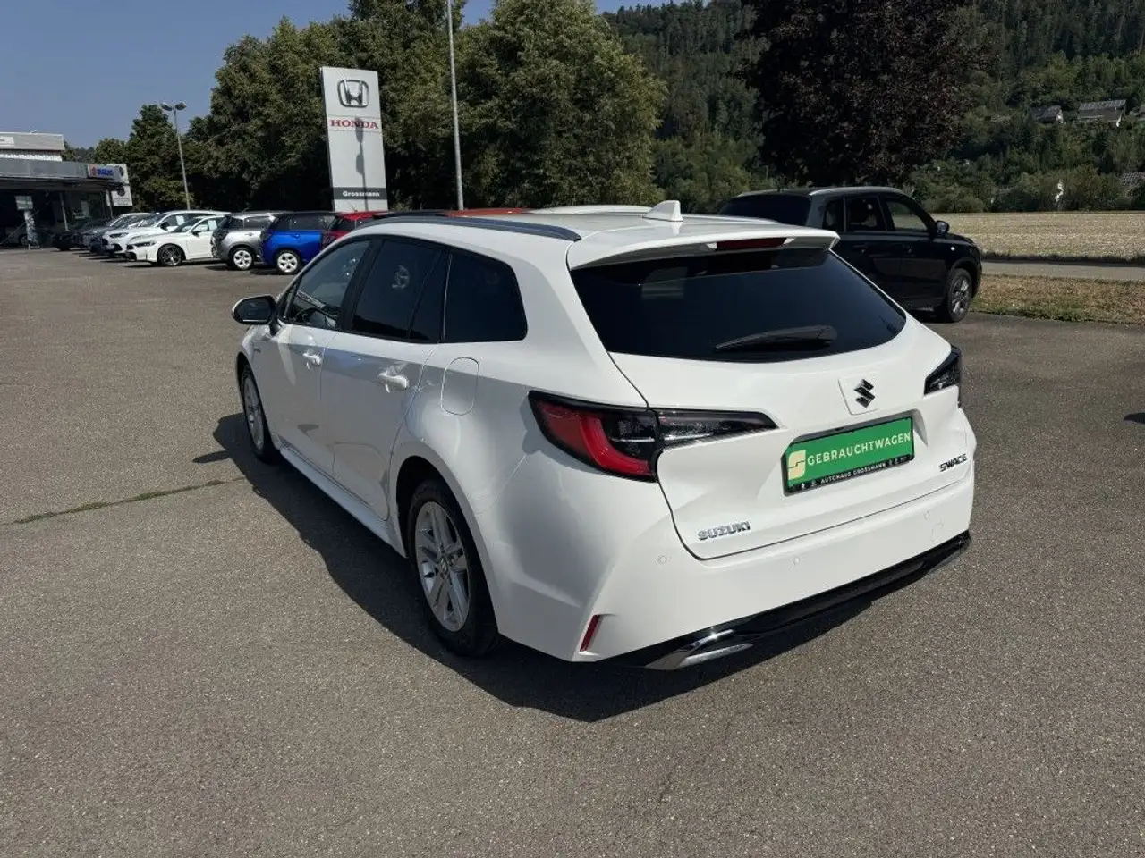 Suzuki Swace 1.8 Hybrid CVT Comfort+ — معرض صور السيارة 4
