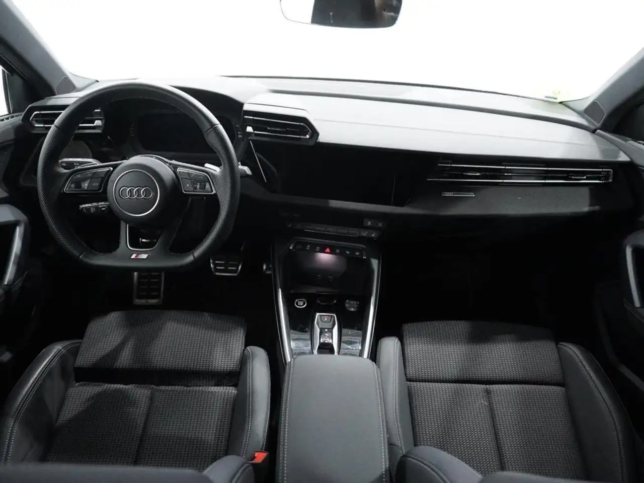 Audi A3 Sportback TDI Genuine S tronic 110kW — Galería del vehículo 7