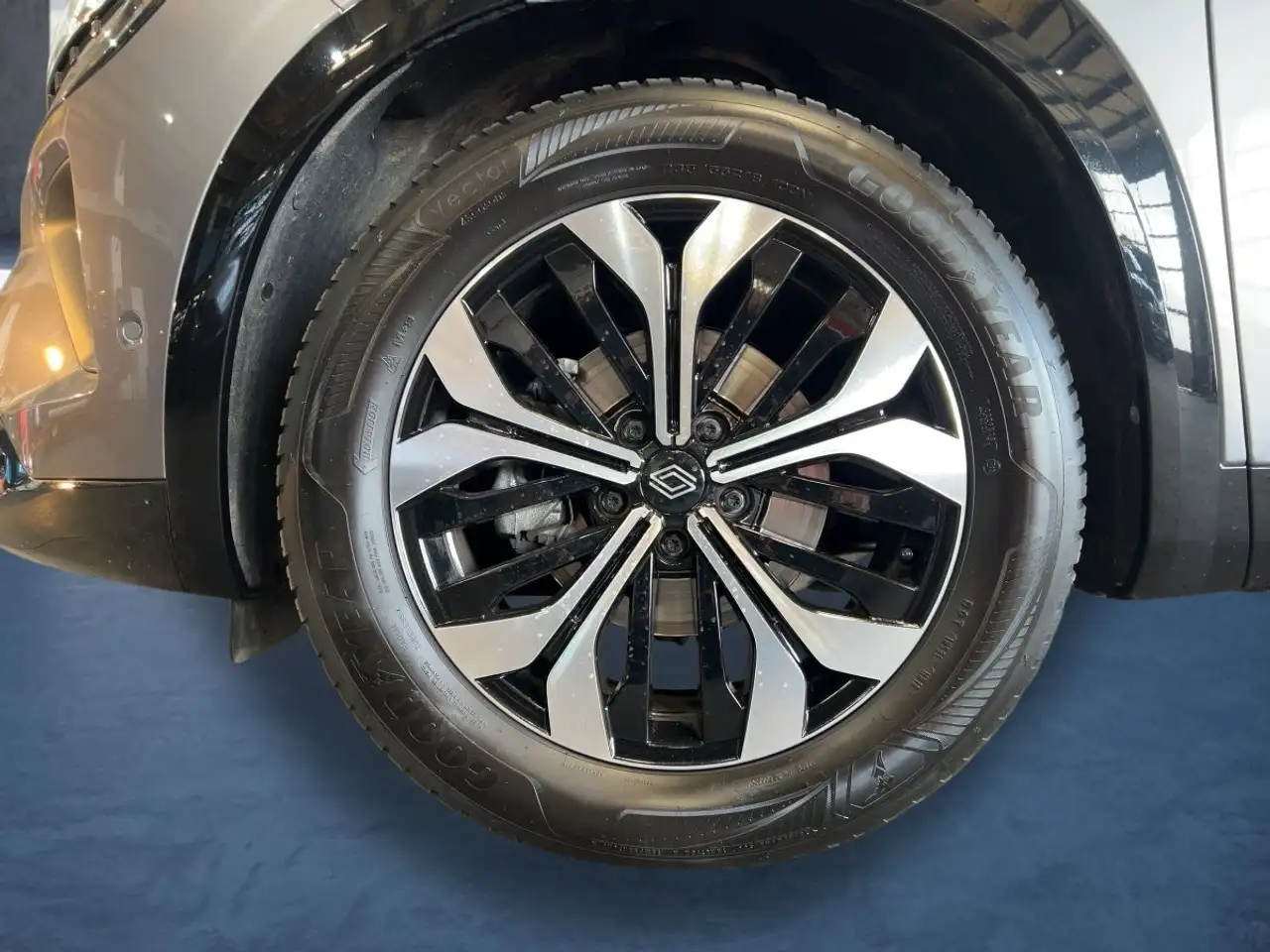 Renault Austral EVOLUTION TCe 160 AUTOMATIK SITZHEIZUNG — Galerie du véhicule 21
