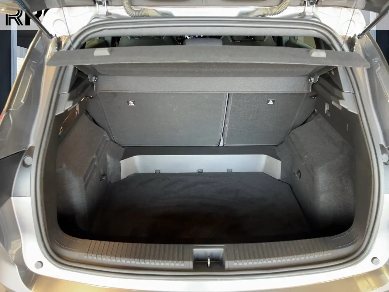 Renault Austral EVOLUTION TCe 160 AUTOMATIK SITZHEIZUNG — Galerie du véhicule 20