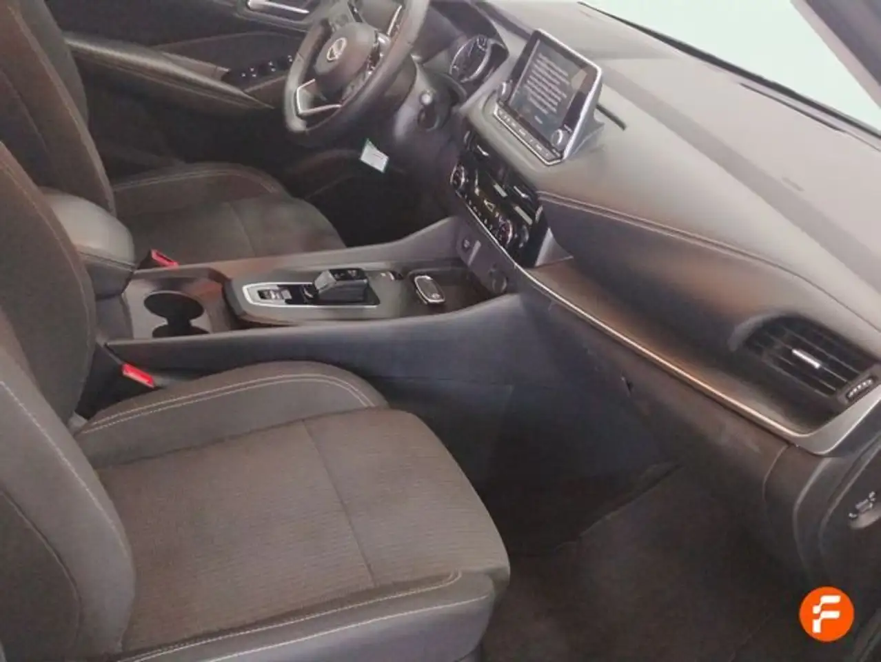 Nissan Qashqai E-POWER 140 KW (190 CV) Acenta — معرض صور السيارة 12