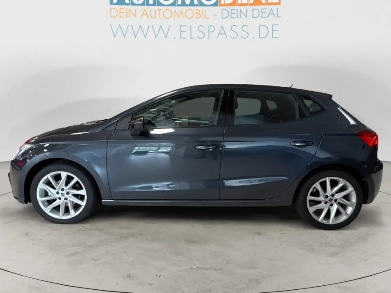 SEAT Ibiza FR NAV LED DIG-DISPLAY TEMPOMAT APPLE/ANDROID AL — Galería del vehículo 8