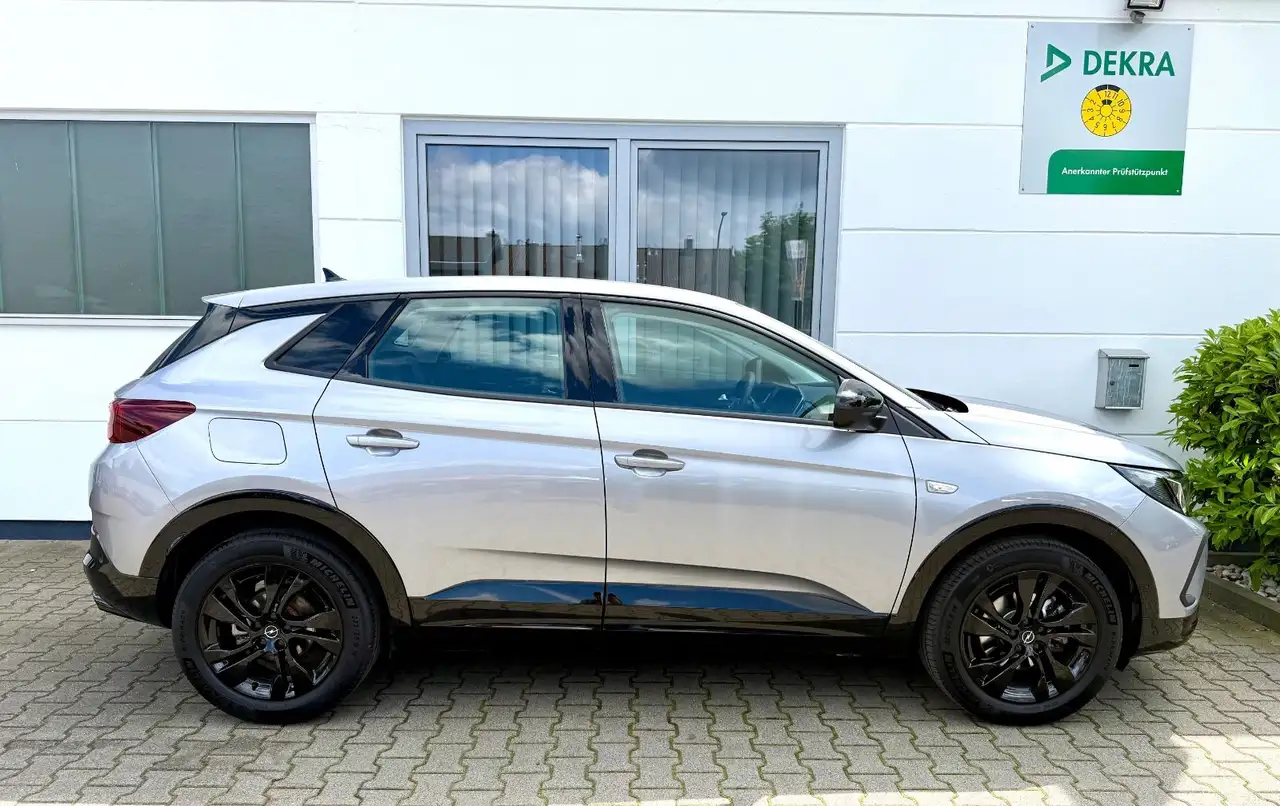 Opel Grandland X Grandland GS Line 1,2 Automatik — Galerie du véhicule 5
