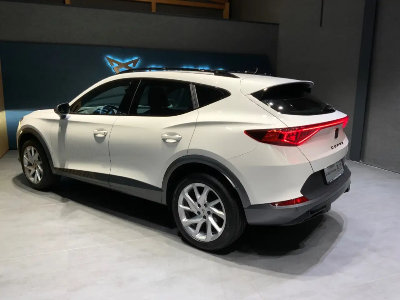 CUPRA Formentor 1.5TSI DSG+ACC+Navi +Sitzhzg — Galerie du véhicule 5