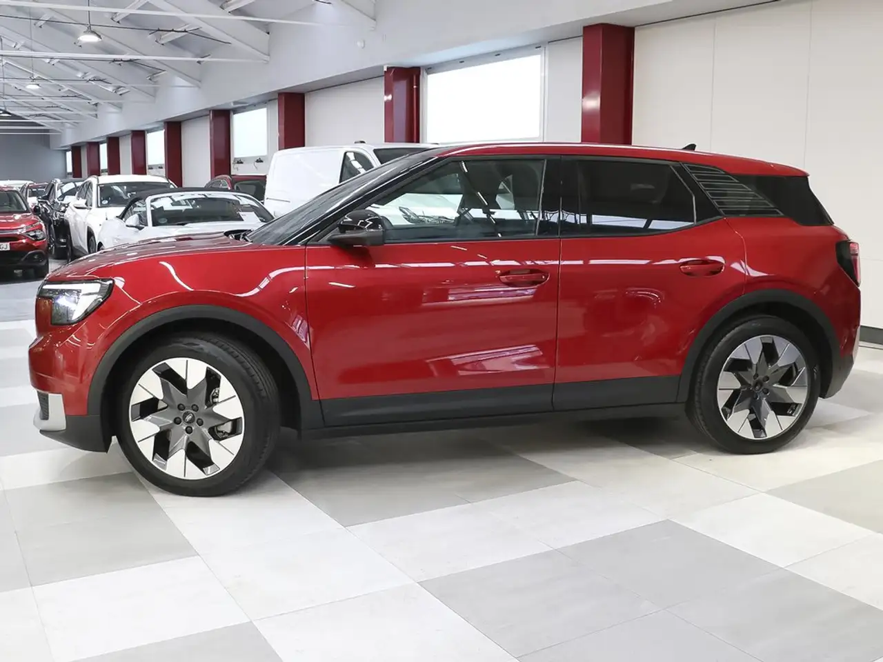 Ford Explorer RWD Rango Extendido Premium 77kWh — Galería del vehículo 2