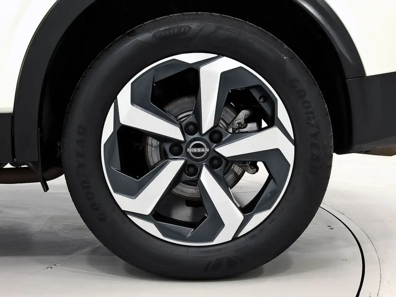 Nissan Qashqai DIG-T 116kW Xtronic N-Connecta — Galería del vehículo 10