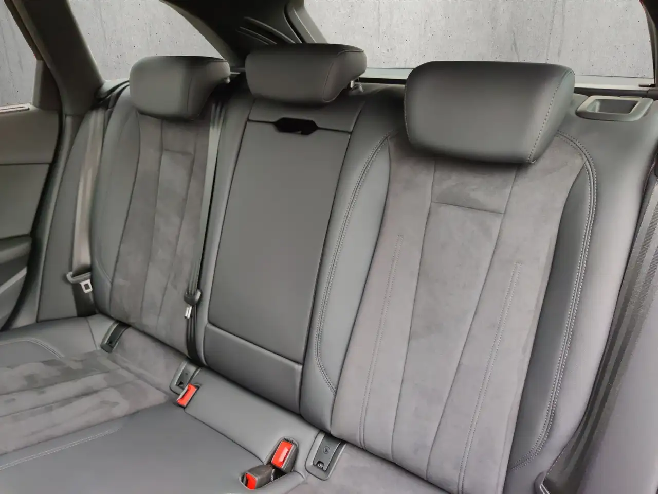 Audi A4 allroad 45 TFSI quattro S tronic* — معرض صور السيارة 19
