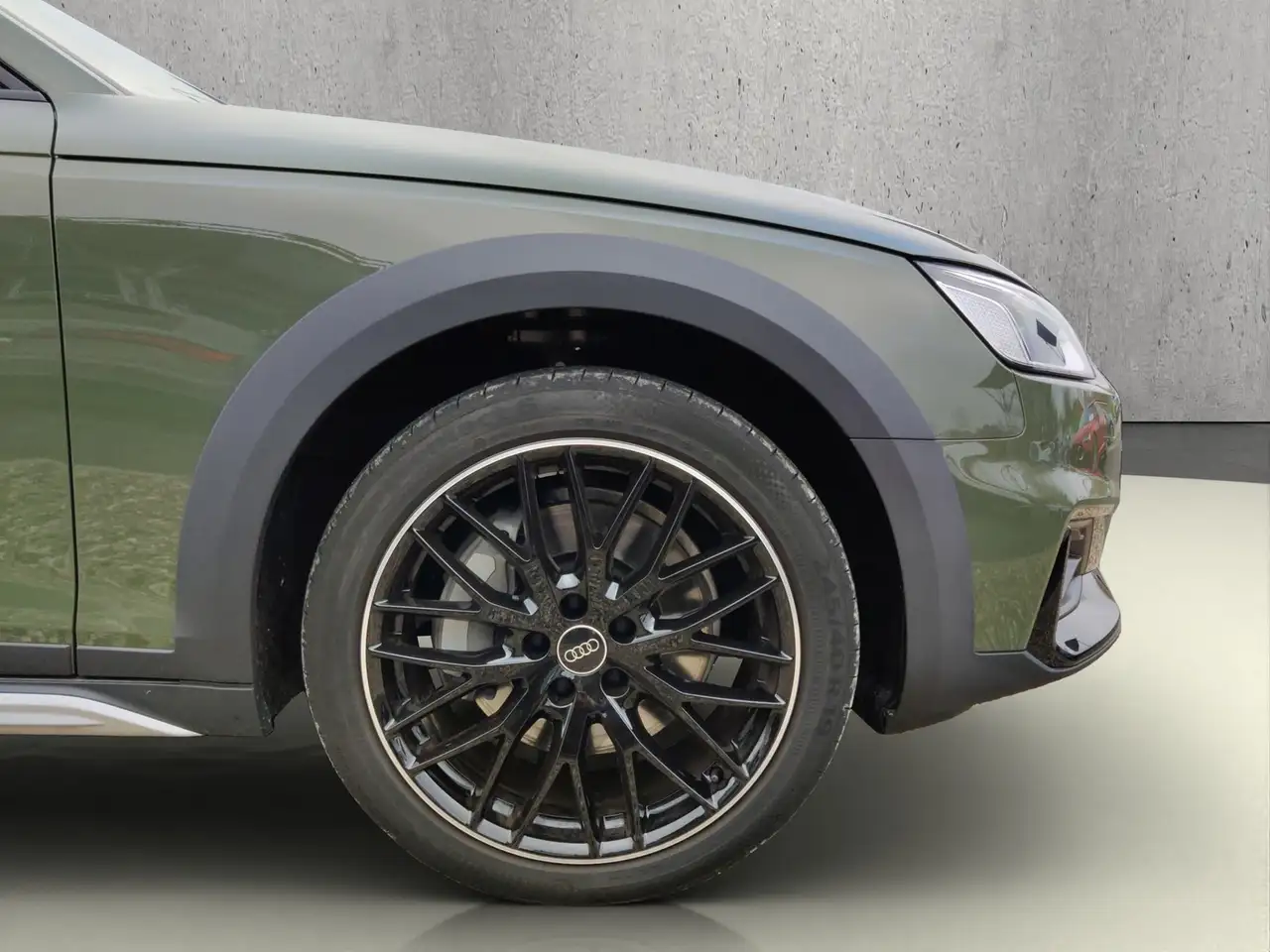 Audi A4 allroad 45 TFSI quattro S tronic* — معرض صور السيارة 24