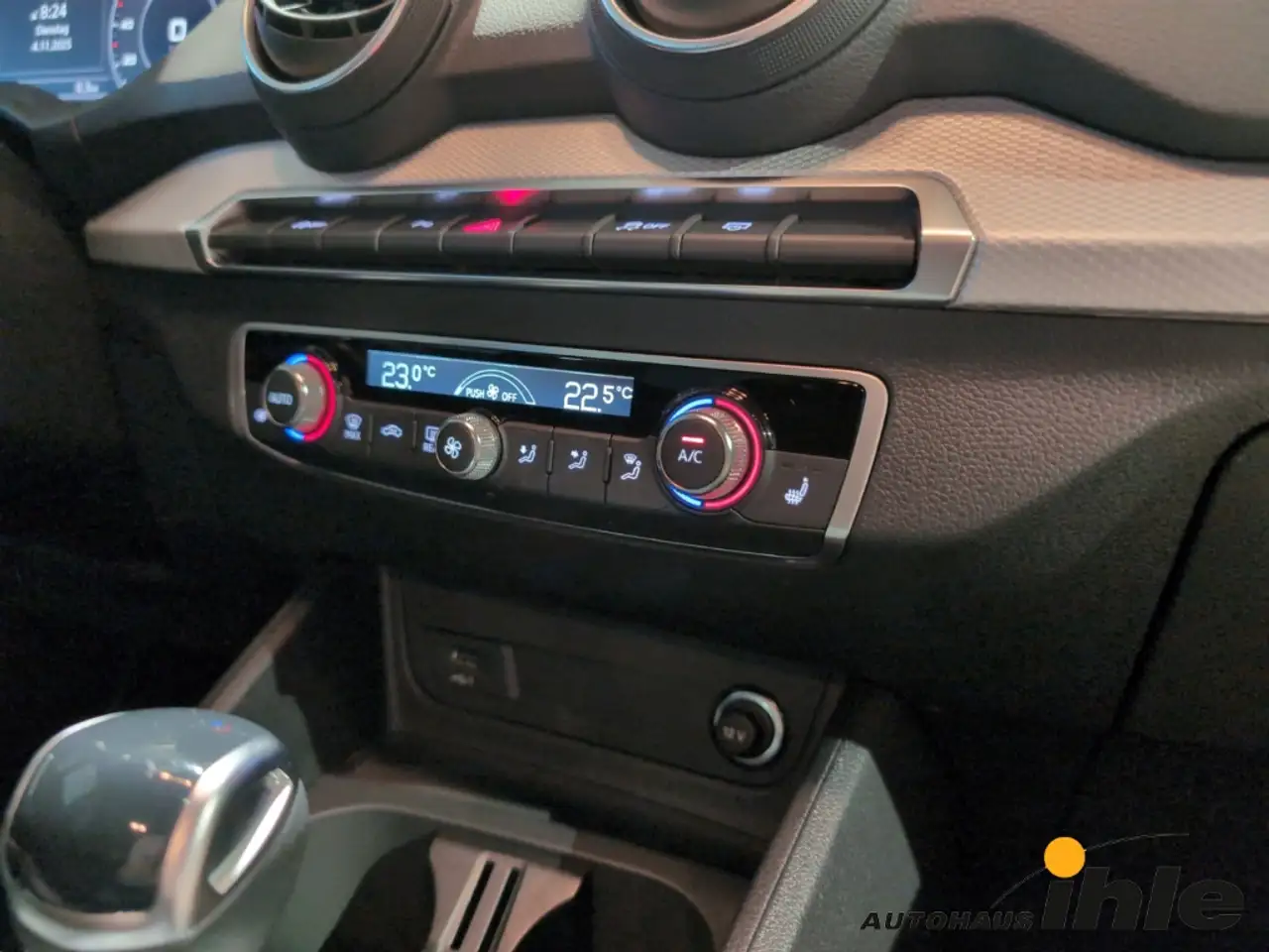 Audi Q2 35 TFSI S tronic S line AHK+SOUNDSYSTEM+FERNLICHTA — Galería del vehículo 7