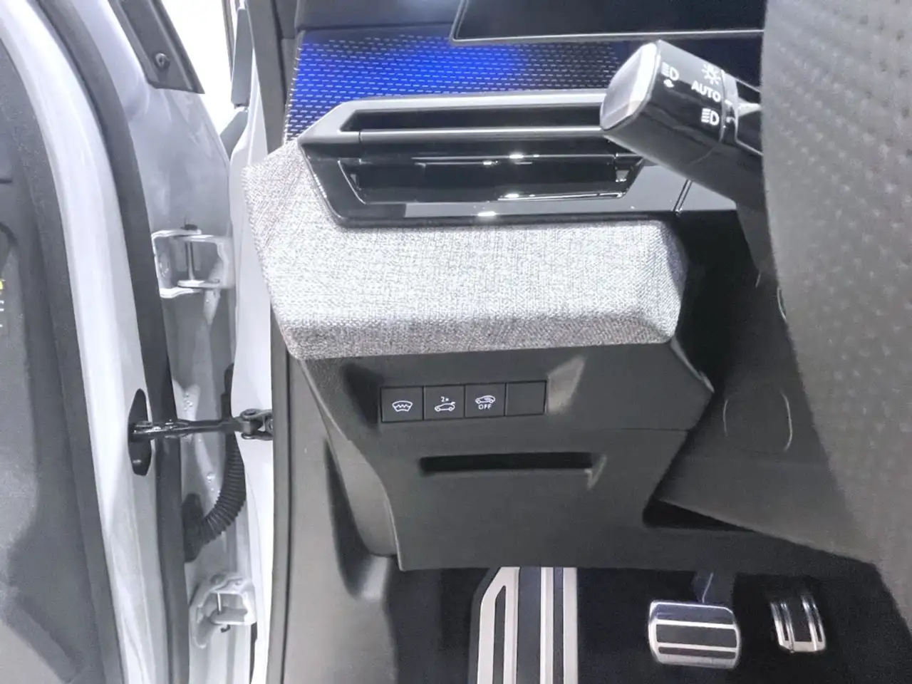 Peugeot 3008 GT Elektro 210 Navi Leder Massage Kamera — Galerie du véhicule 25