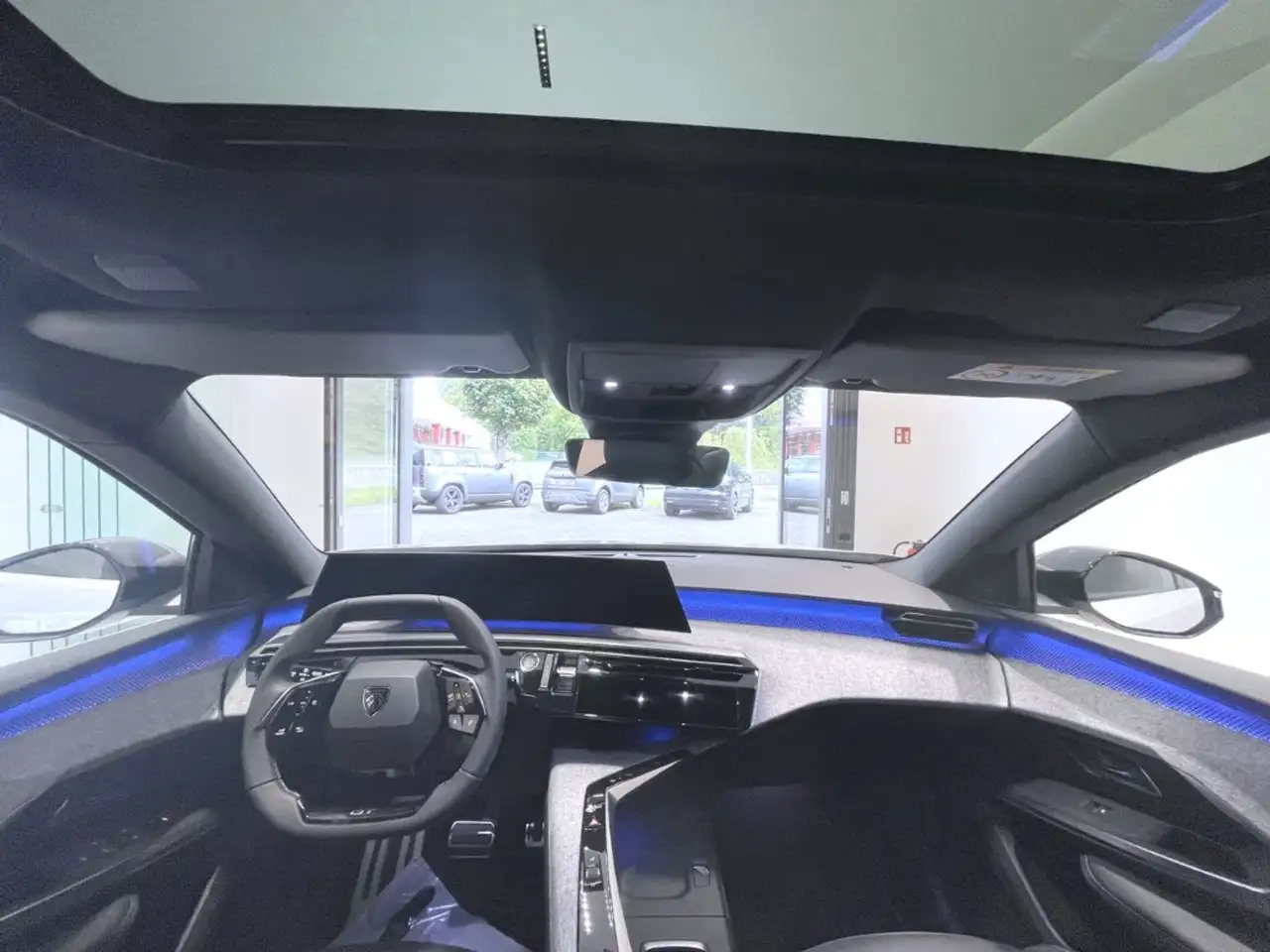 Peugeot 3008 GT Elektro 210 Navi Leder Massage Kamera — Galerie du véhicule 13